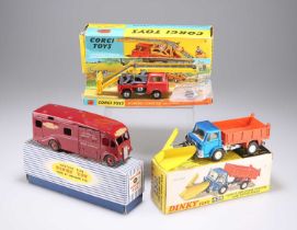 A DINKY TOY FORD D.800 SNOW PLOUGH AND TIPPER TRUCK, NO. 439
