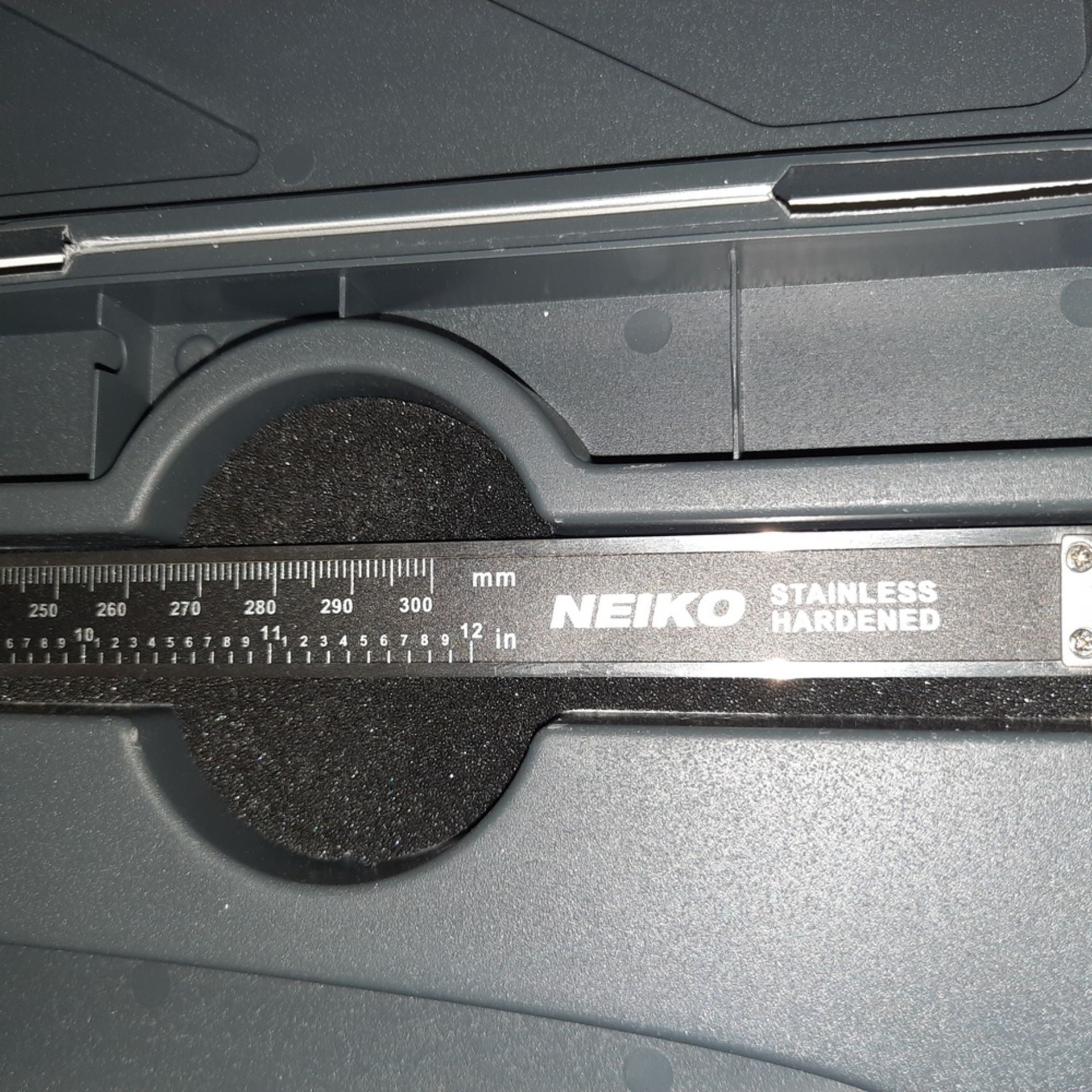 NEIKO Digital Micrometer, c/w Case - Image 2 of 3
