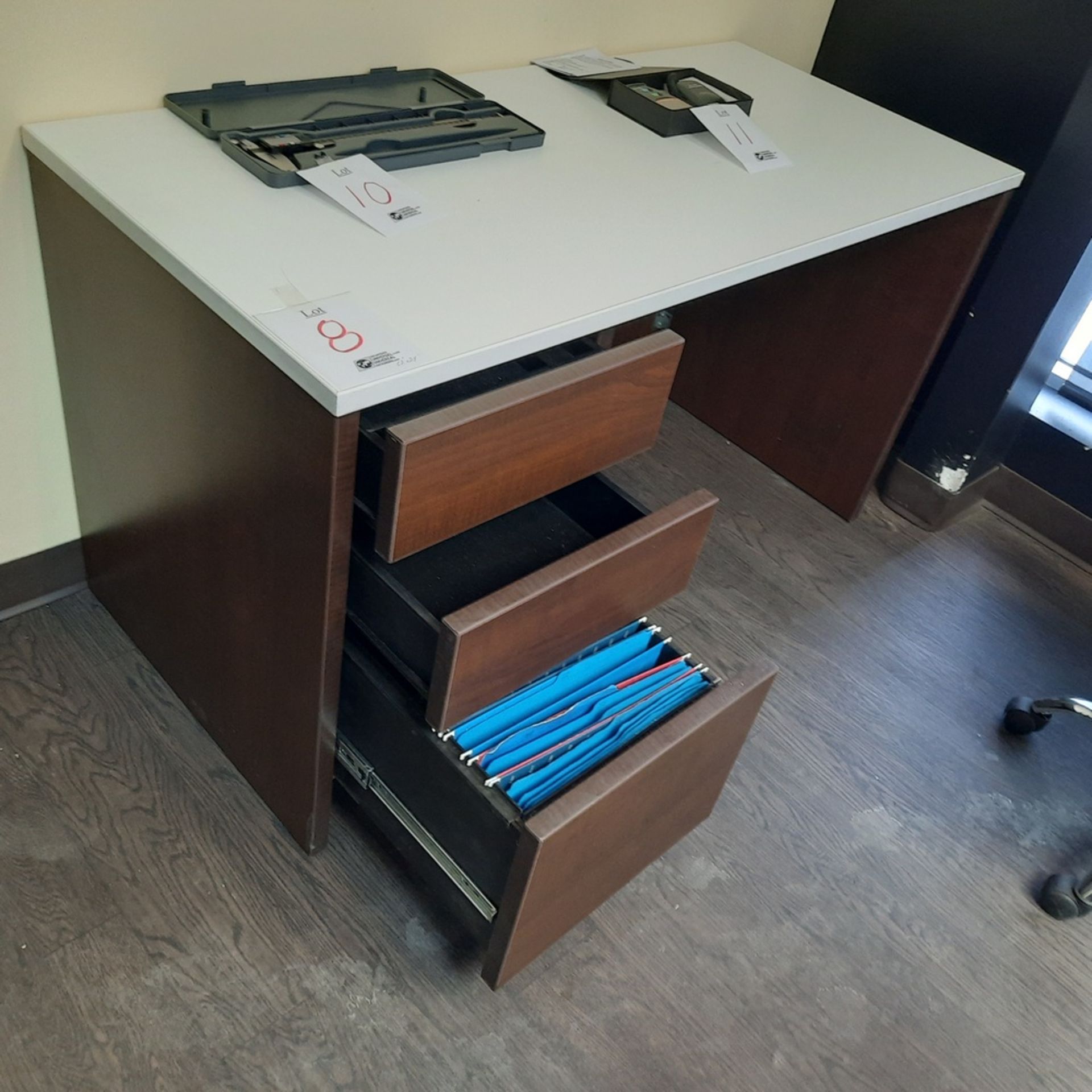 Desk, 3-Drawers, 52'' x 24''