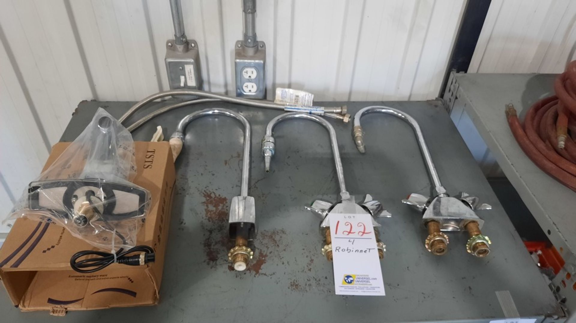 LOT: (4) Asst. Faucets