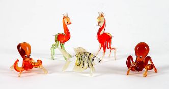 Fünf kleine Tierfiguren