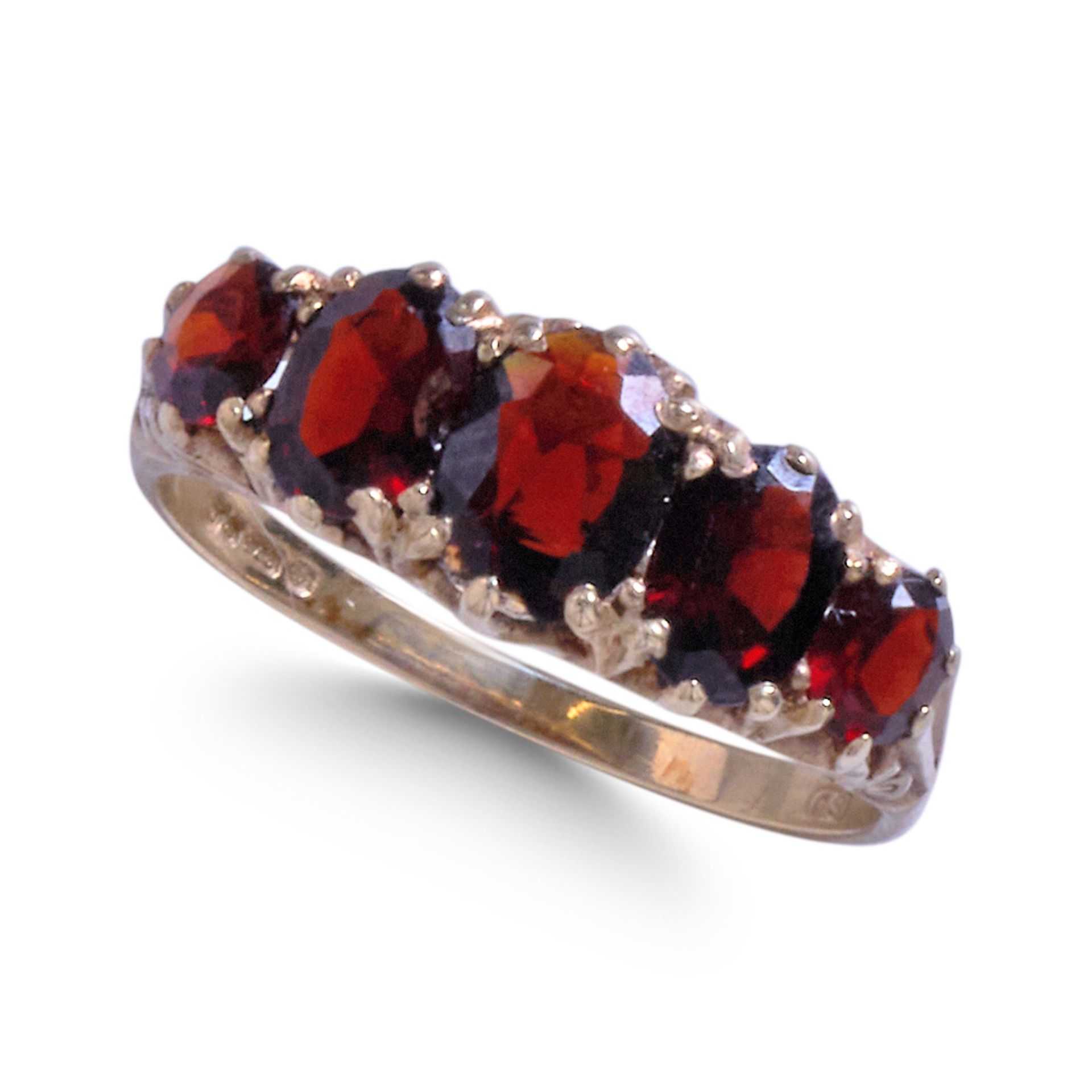 VICTORIAN 9CT FIVE STONE GARNET RING