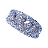 18CT WHITE GOLD DIAMOND RING.