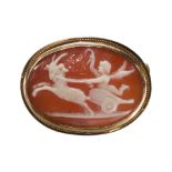 A 9CT YELLOW GOLD, CAMEO BROOCH.