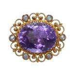 AN ANTIQUE VICTORIAN AMETHYST AND PEARL BROOCH, IN YELLOW GOLD.