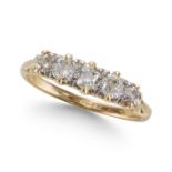 AN ANTIQUE FIVE STONE OLD CUT DIAMOND RING, IN YELLOW GOLD.