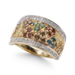 A MULTI COLOUR DIAMOND RING, IN YELLOW GOLD.