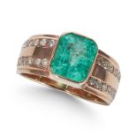 AN EMERALD AND DIAMOND RING, IN ROSE GOLD.