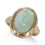 A CARVED JADE RING, IN 14CT YELLOW GOLD.