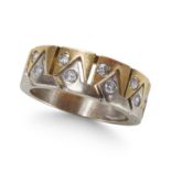 A TWO TONE DIAMOND RING, IN 18CT GOLD.