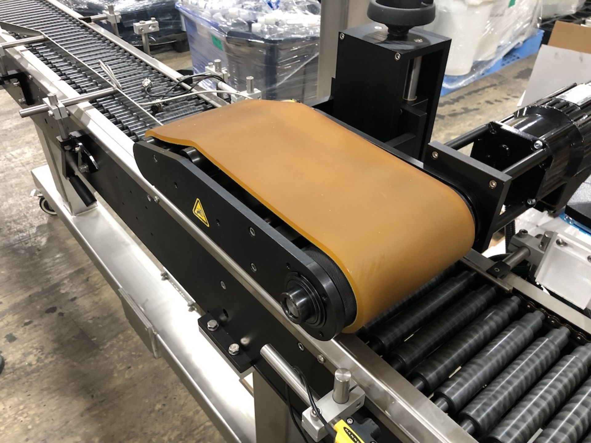 SOUTHERN CALIFORNIA PACKAGING EQUIPMENT ST-1100 MOTORIZED ROLLER CONVEYOR ~ 100" LONG X 8" WIDE ( - Image 7 of 15