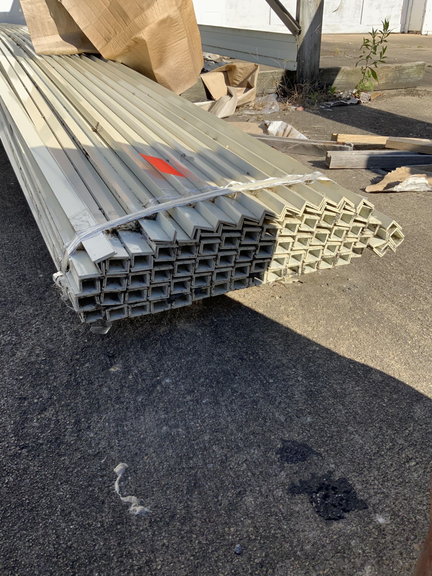 Large Lot of Extruded Aluminum Stock. One Bundle Labeled 585 lbs +/-, One Marked 325 lbs +/- - Image 6 of 13
