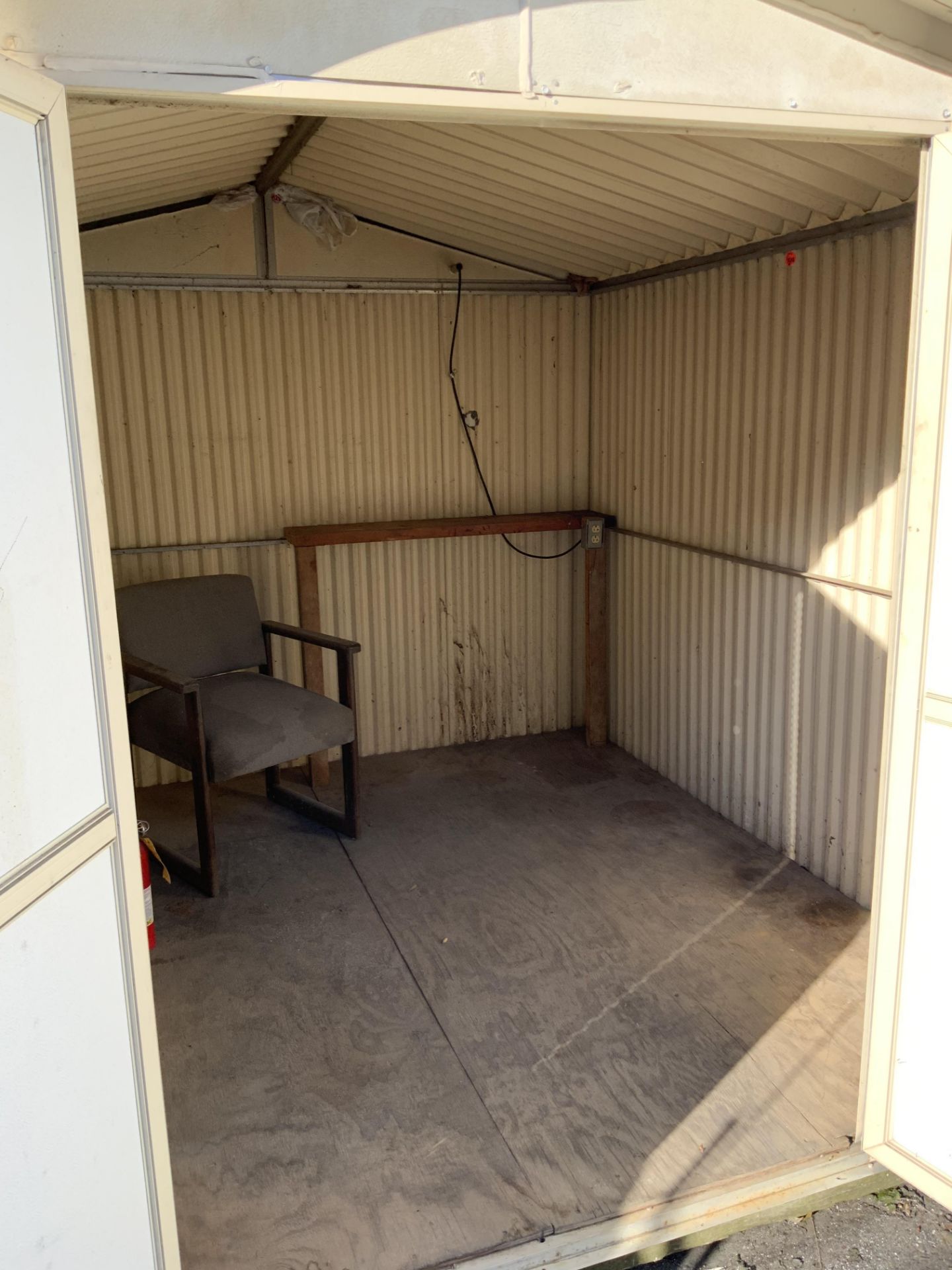 8' X 10' Aluminum Shed - Image 4 of 5