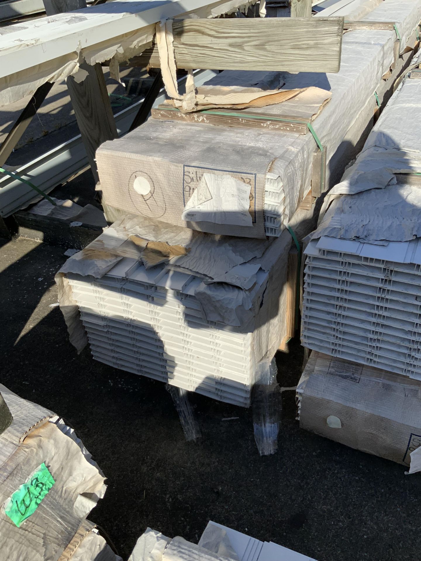 Large Lot of Extruded Aluminum Stock - Image 9 of 16