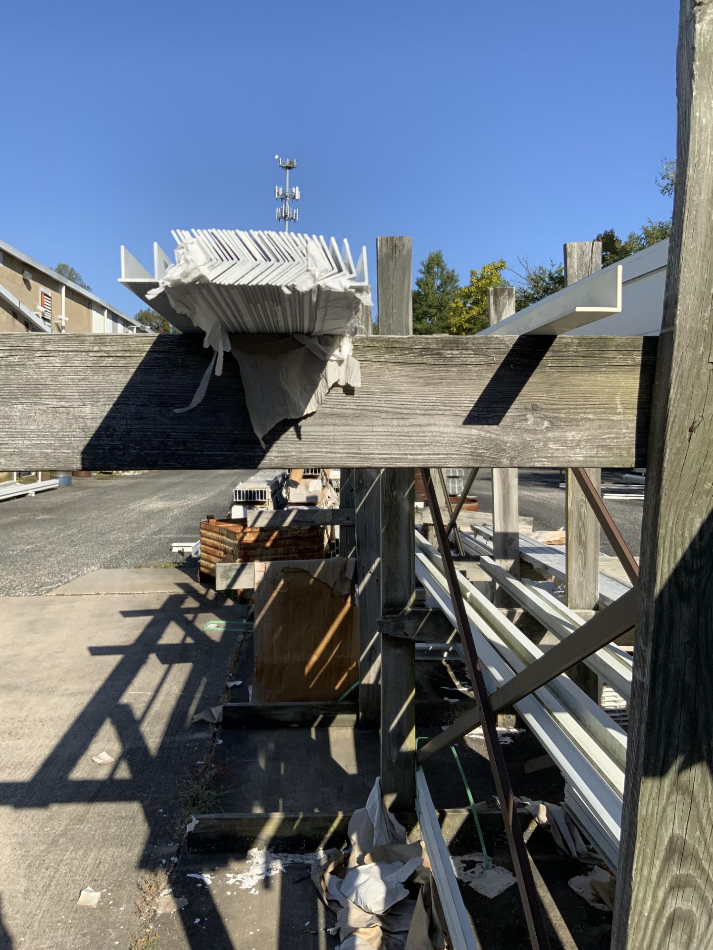 Large Lot of Extruded Aluminum Stock - Image 3 of 16