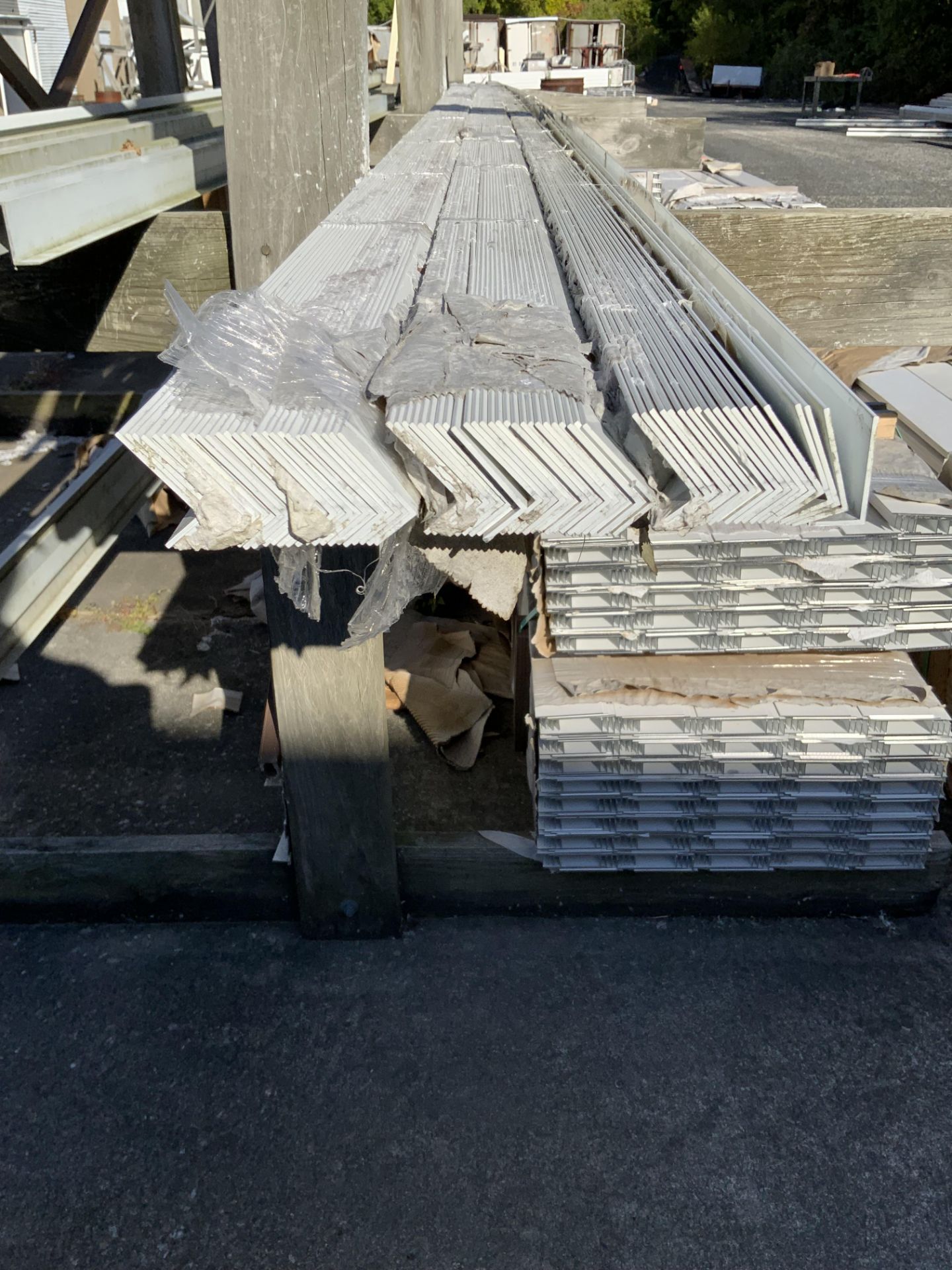 Large Lot of Extruded Aluminum Stock - Image 7 of 16