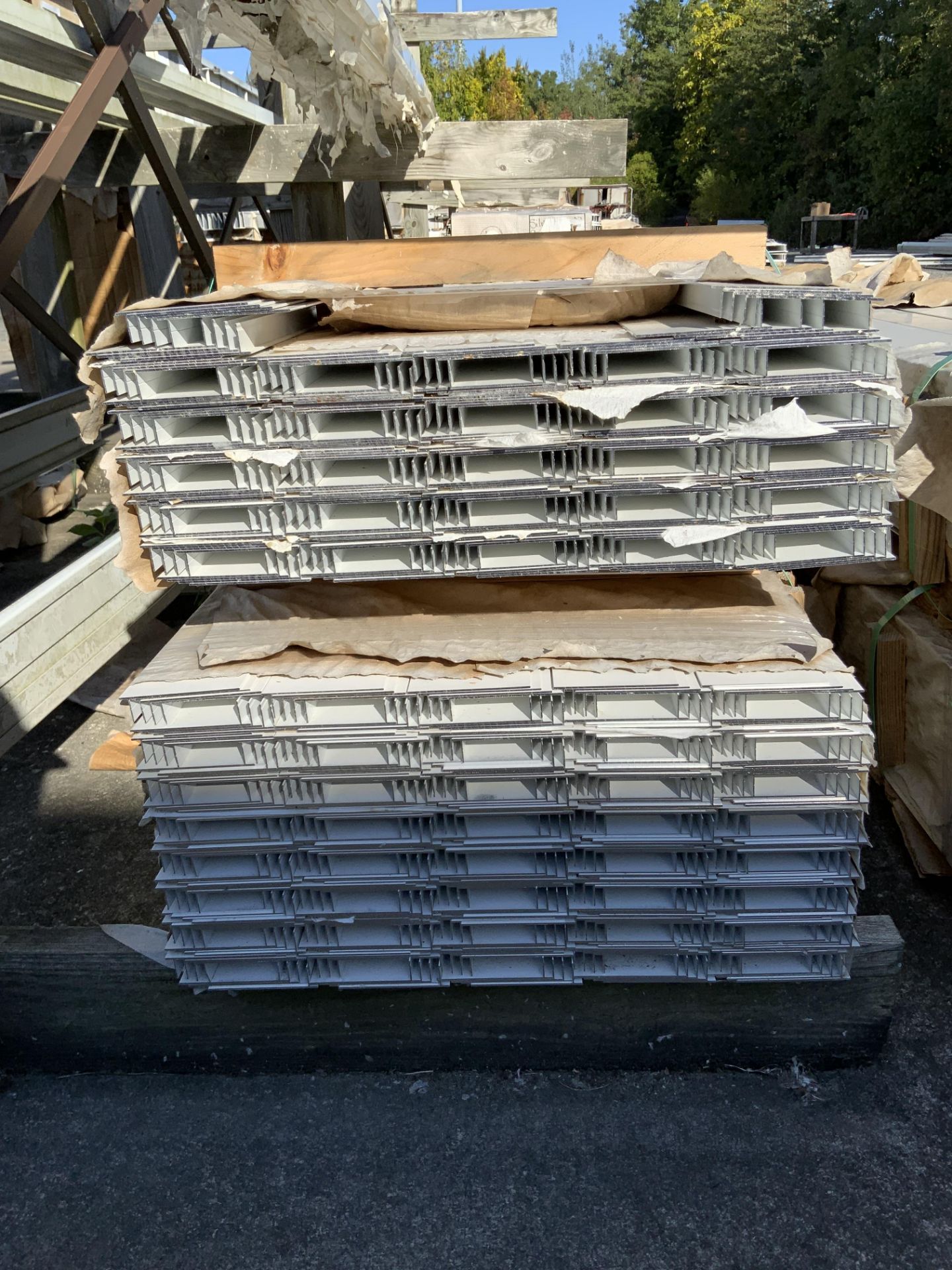 Large Lot of Extruded Aluminum Stock - Image 6 of 16