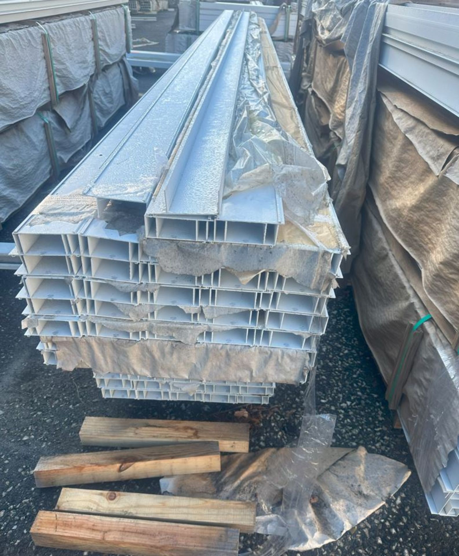 3 Complete & 2 Incomplete Bundles of Extruded Aluminum Stock @ 950 lbs +/- per bundle & 2 - Image 3 of 5
