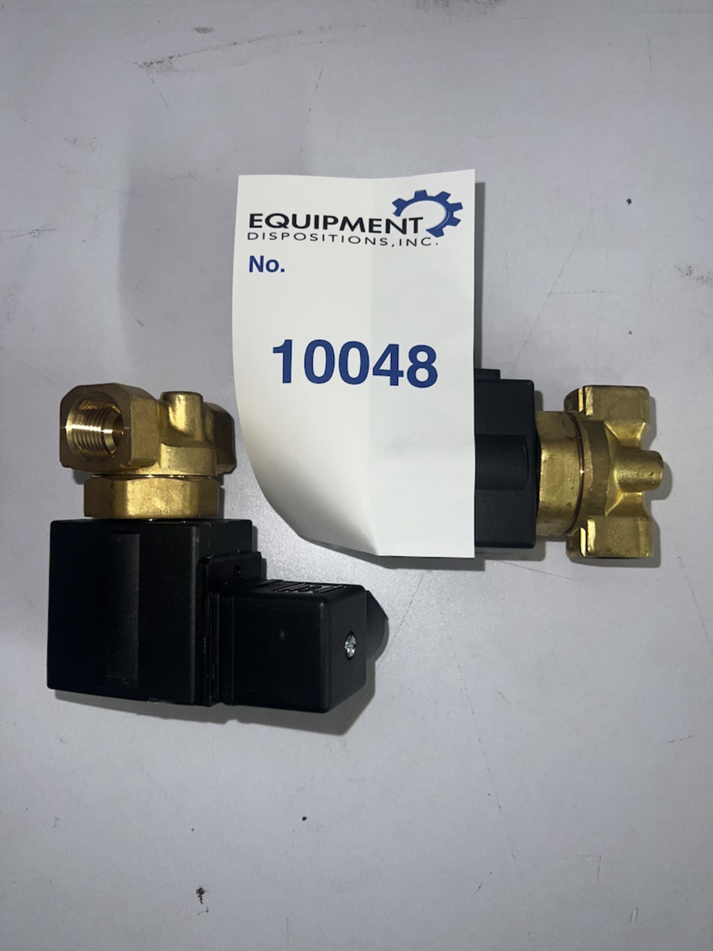 Lot of 2 SMC VX2240-03N-5DZ1 Solenoid Valves