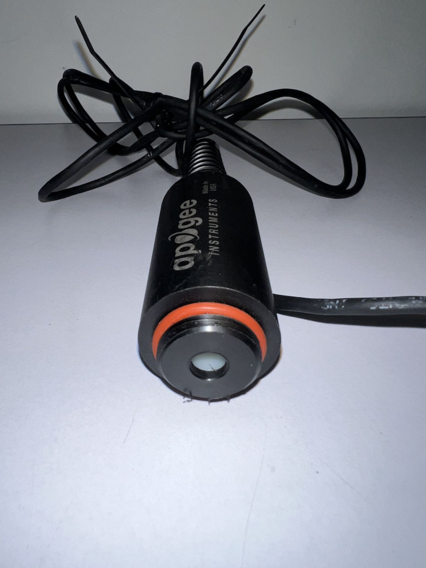 Apogee Instruments: Oxygen Sensor w/ Handheld Meter Model MO-200 Series - Image 2 of 2