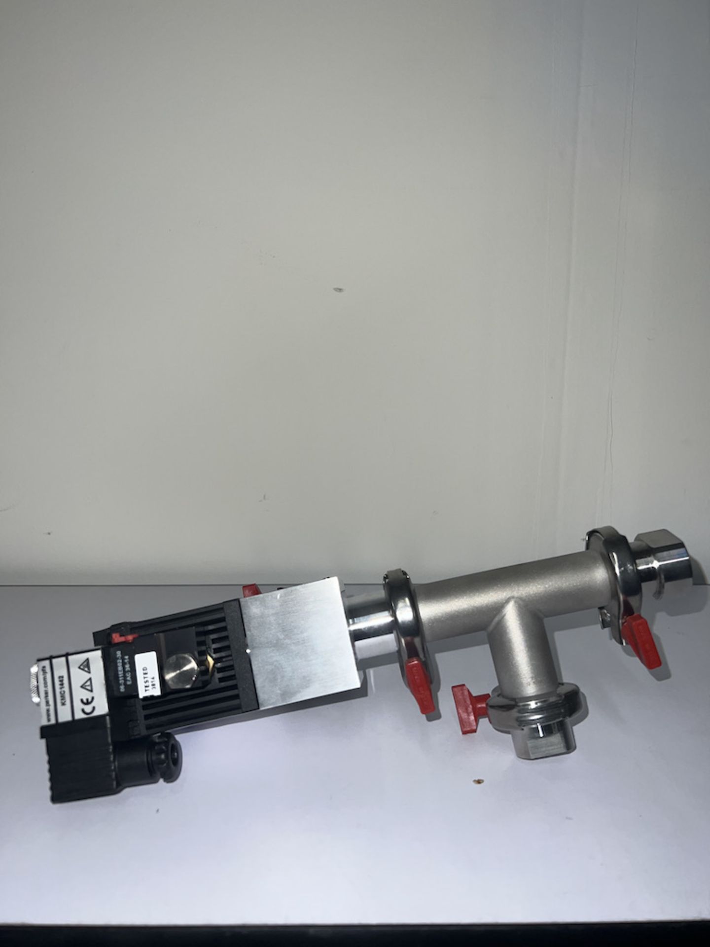 Edwards Right Angle Vacuum Valve w/ Attachments PV25PKA B - Image 3 of 3