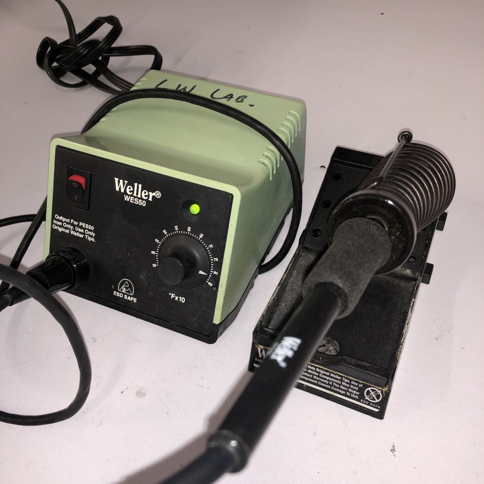 QTY OF 3 ITEMS: WELLER WES50 SOLDERING STATION w/ WELLER SOLDERING WAND STAND w/ WELLER PES50 WAND - Image 6 of 7