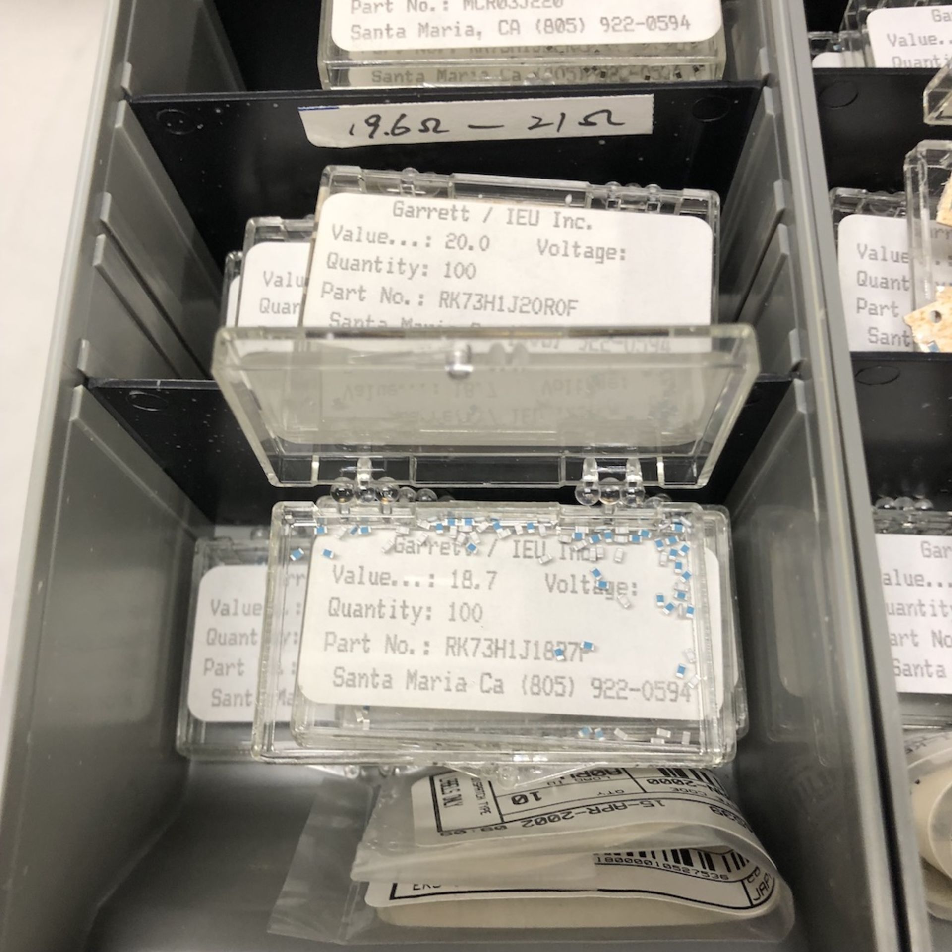 20 DRAWER ORGANIZER BIN: GARRETT IEU INC. RESISTOR CHIPS - Image 9 of 23