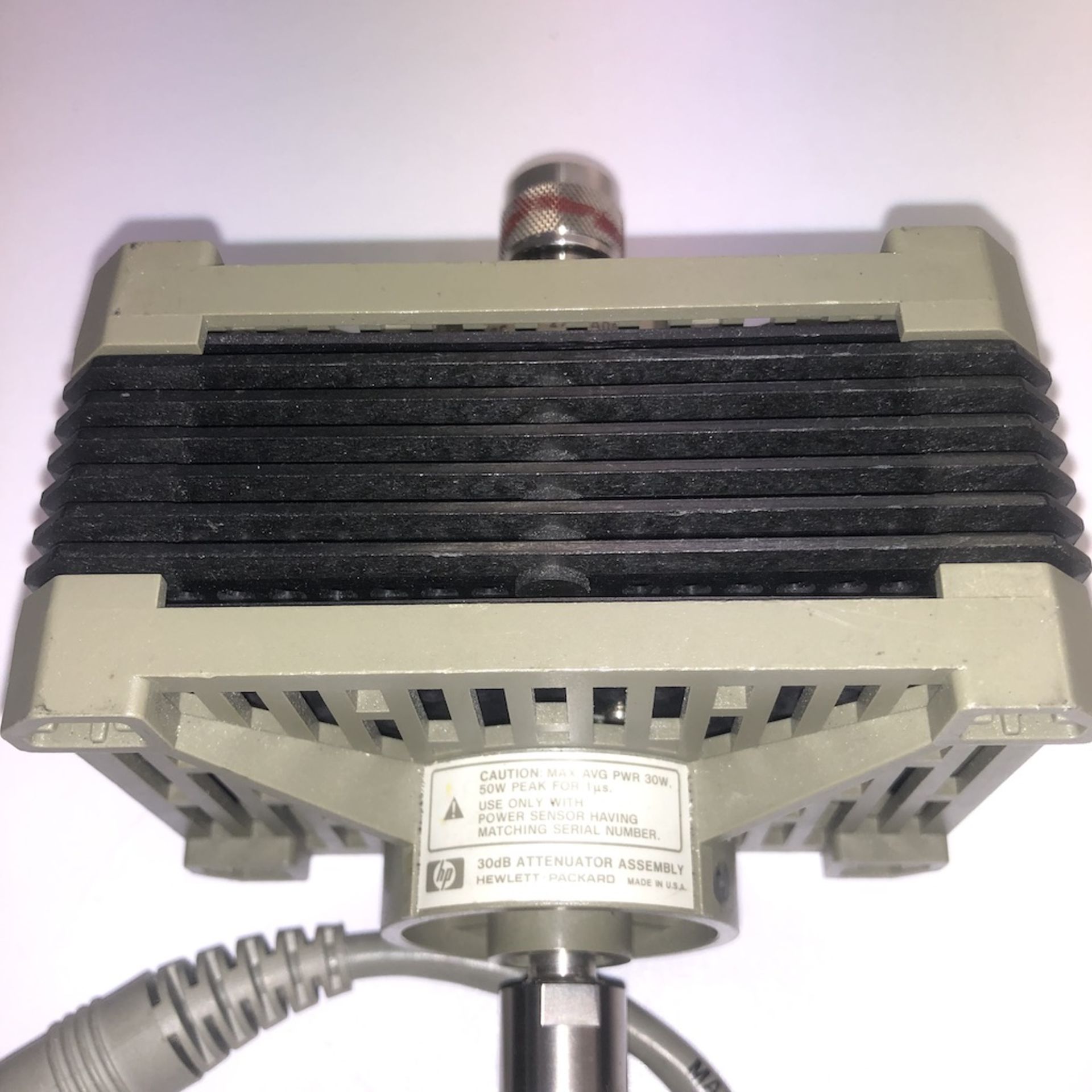 HEWLETT PACKARD 8481A POWER SENSOR w/ HEWLETT PACKARD 30dB ATTENUATOR ASSEMBLY - Image 7 of 9