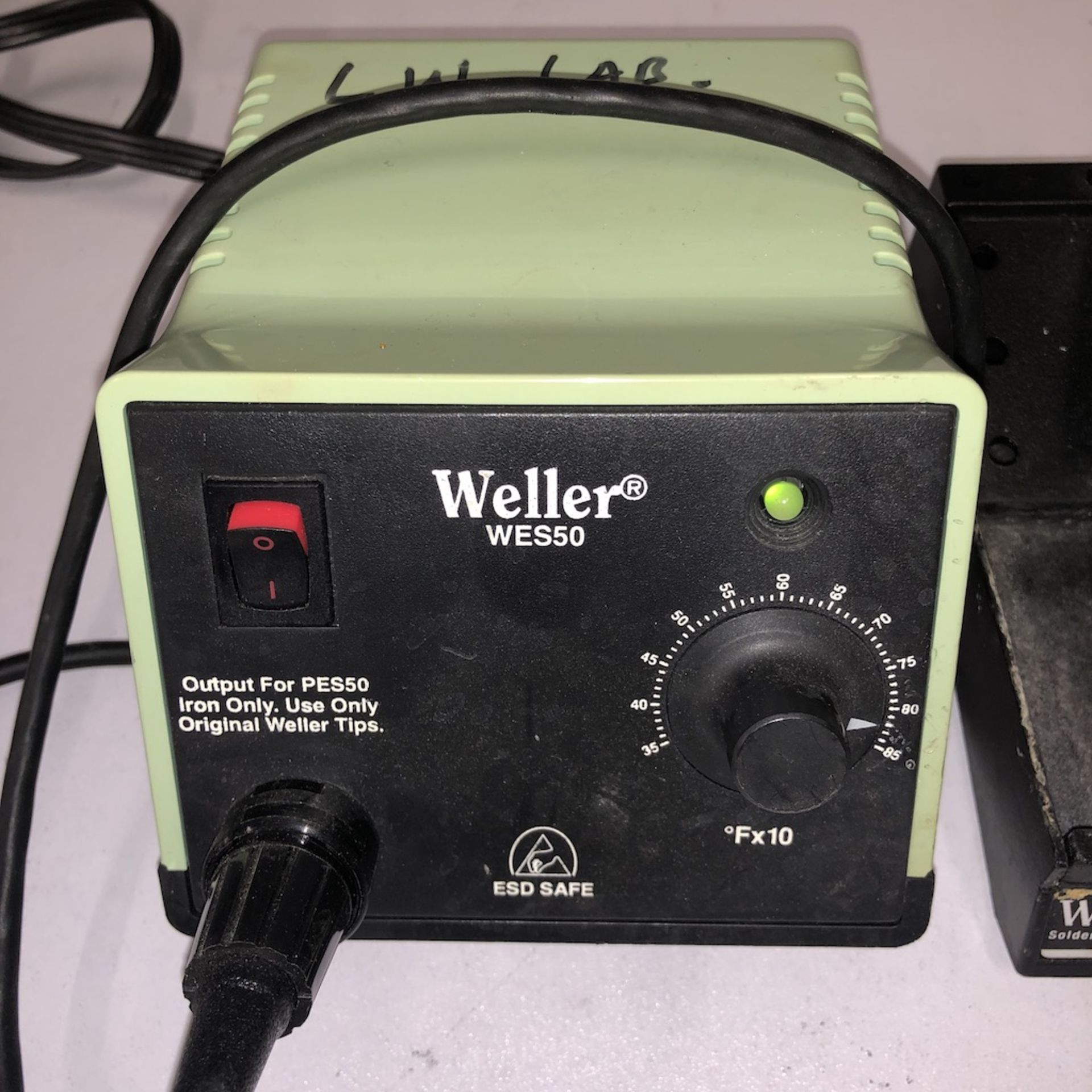 QTY OF 3 ITEMS: WELLER WES50 SOLDERING STATION w/ WELLER SOLDERING WAND STAND w/ WELLER PES50 WAND - Image 2 of 7