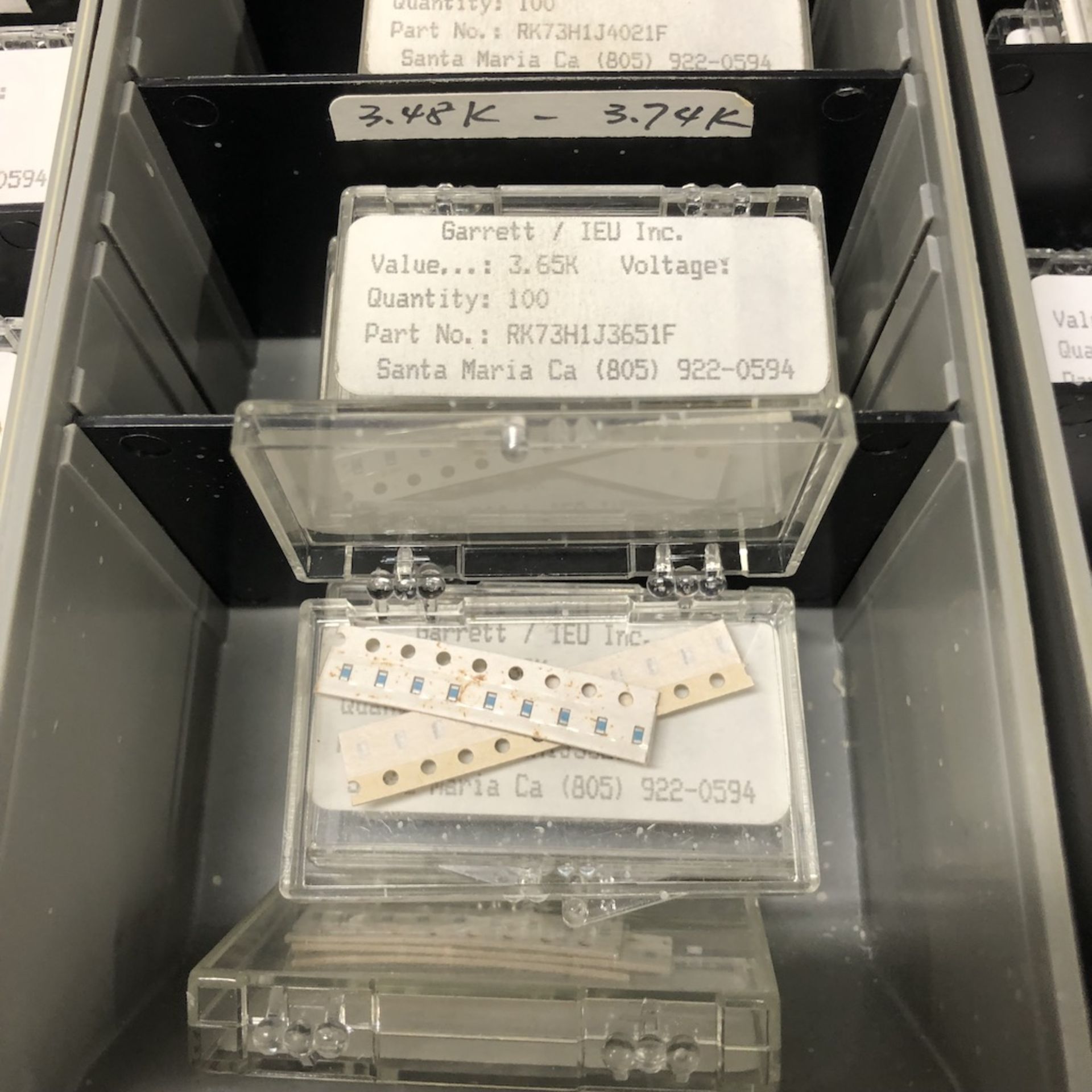 20 DRAWER ORGANIZER BIN: GARRETT IEU INC. RESISTOR CHIPS - Image 16 of 23