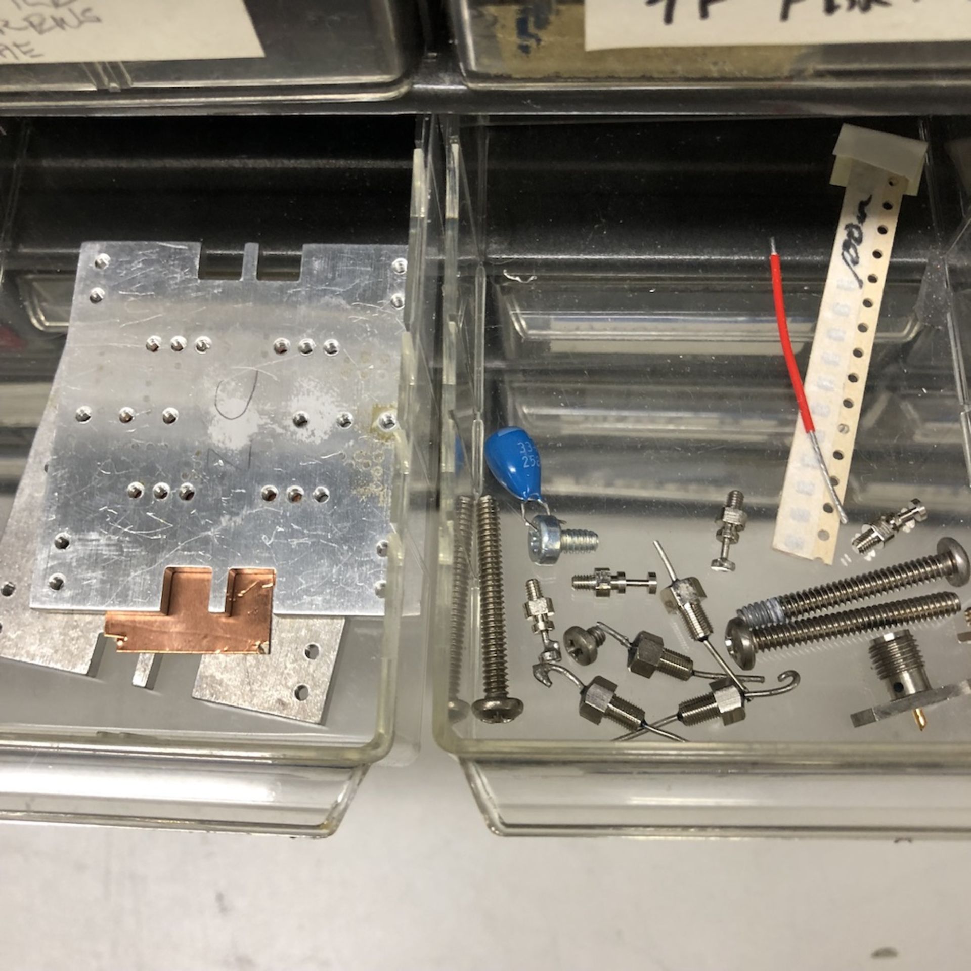 35 DRAWER ORGANIZER BIN: SCREWS, WASHERS, SMA FEMALE JACKS - Image 8 of 15