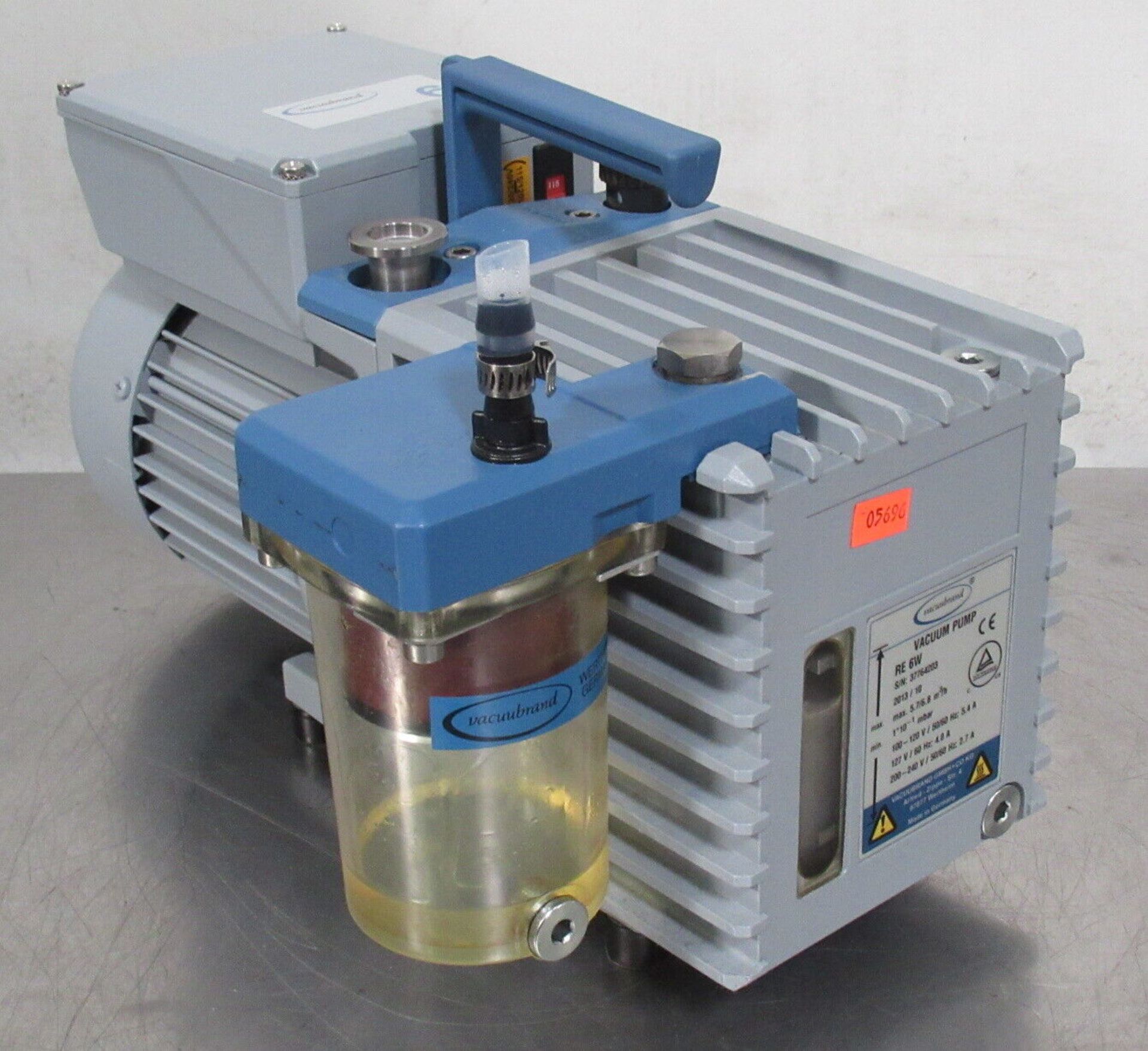 Vacuubrand RE 6W Rotary Vane Vacuum Pump - Gilroy