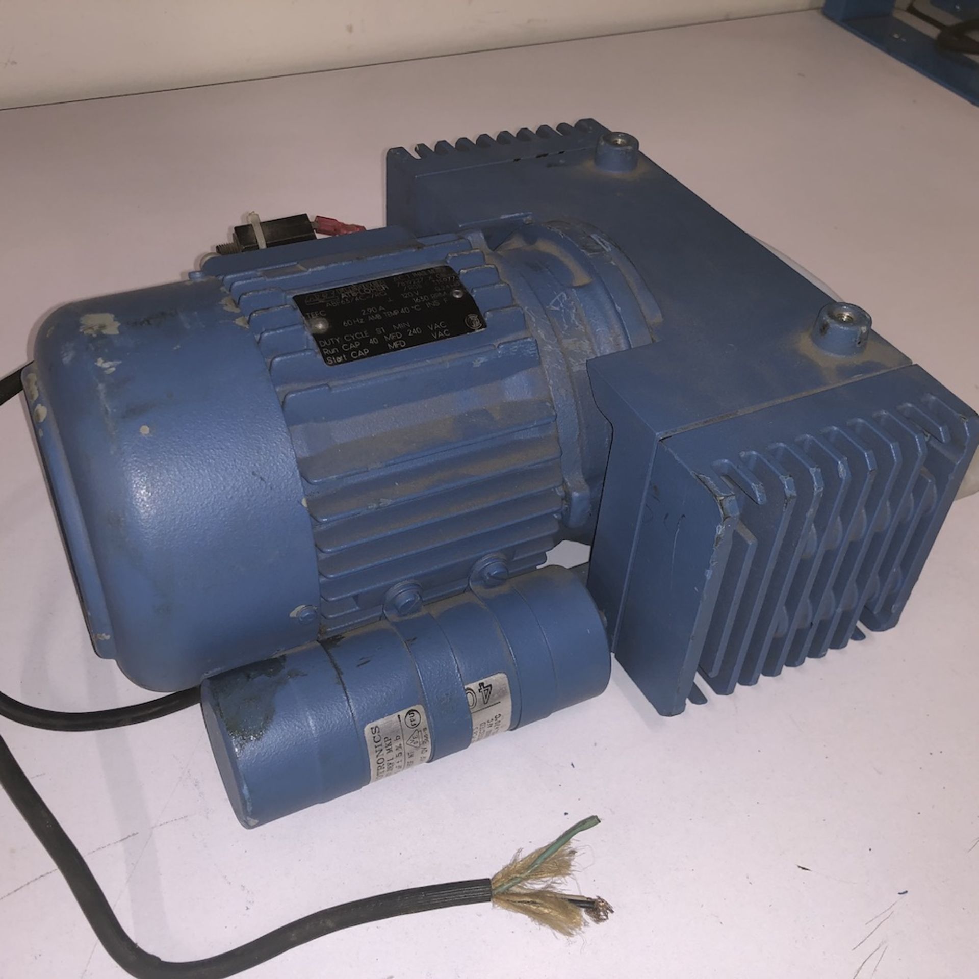 ATB FLENDER ABF63/4C-7RQ ROTARY MEMBRANE VACUUM PUMP - Image 4 of 8