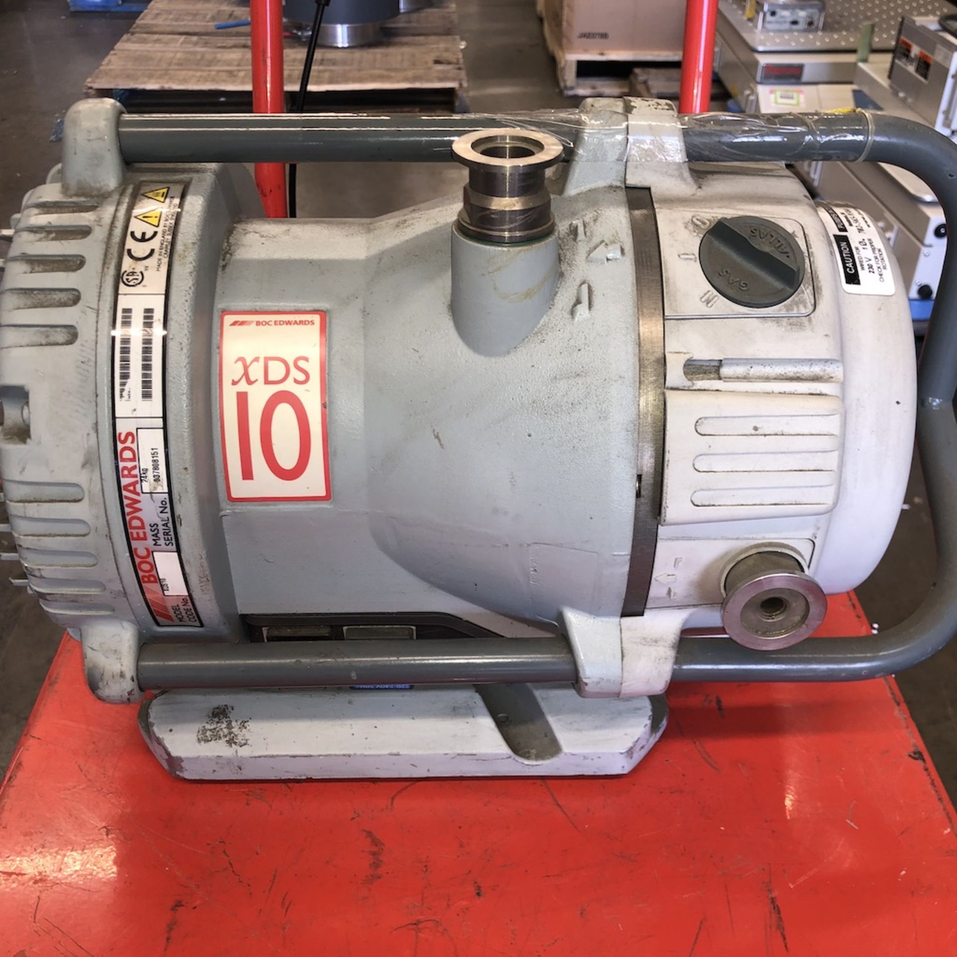 EDWARDS XDS10 DRY SCROLL PUMP - Image 4 of 7