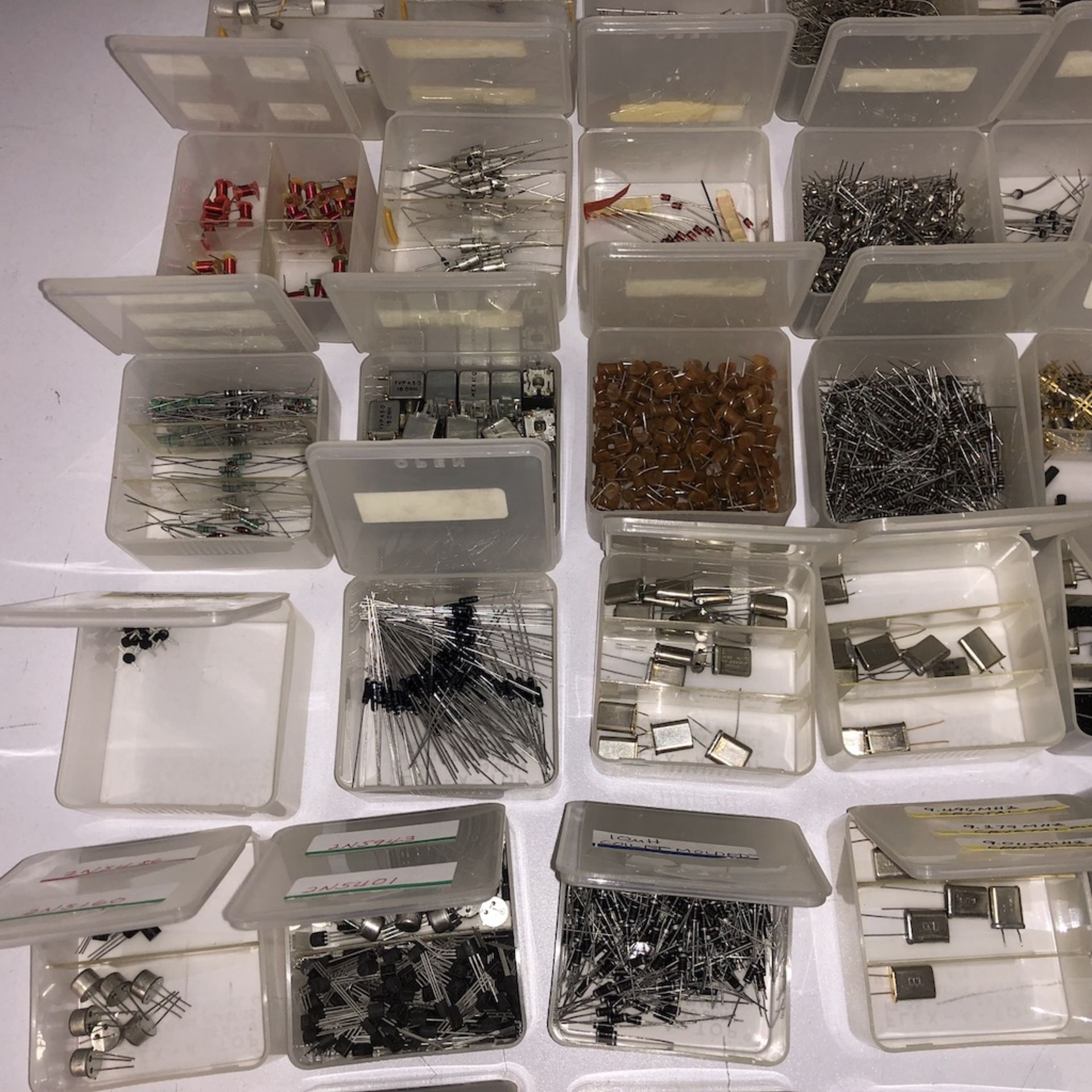 QTY OF 84 CONTAINERS: RESISTORS, TRANSISTORS, COILS, ECT. - Image 4 of 18