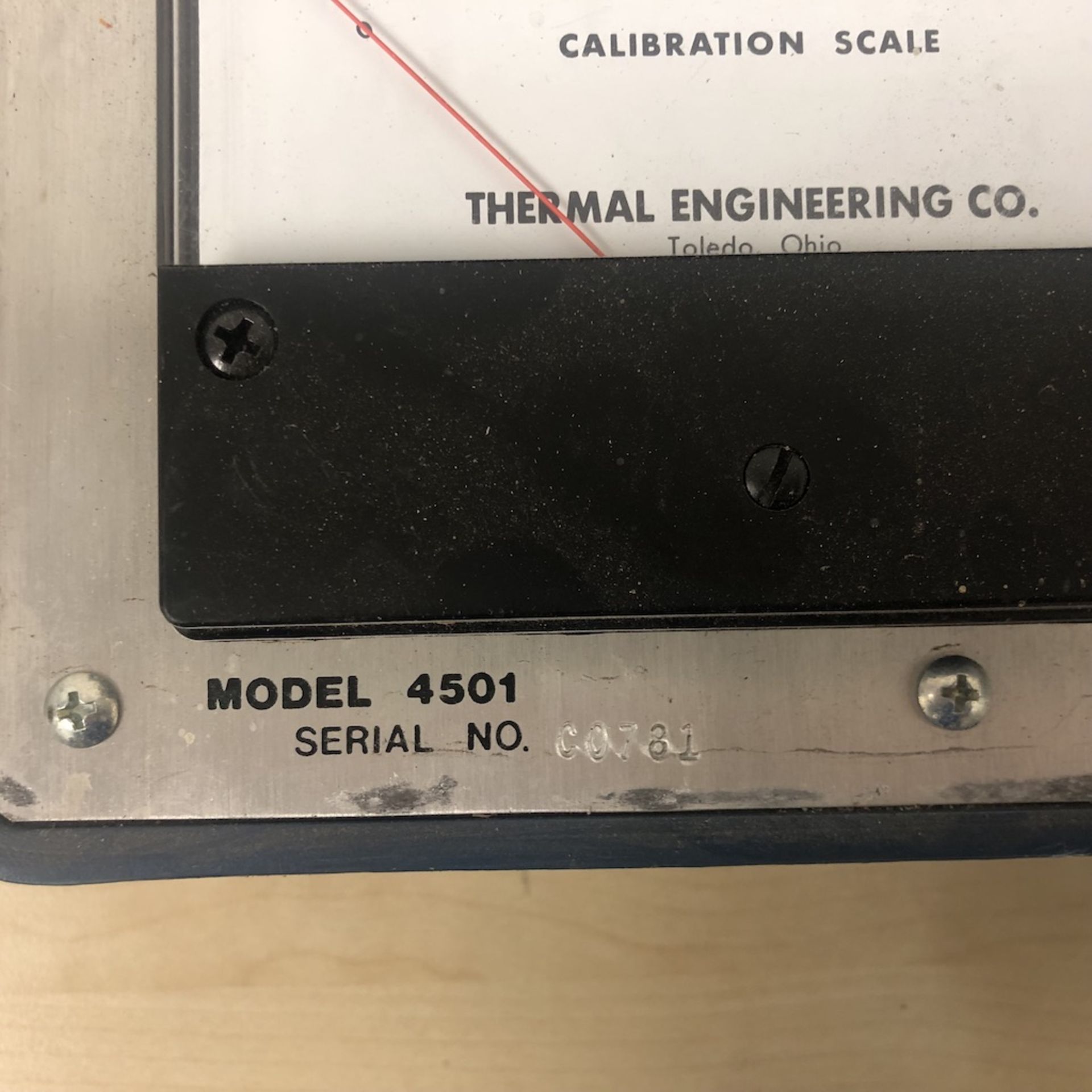 THERMAL ENGINEERING COMPANY VAK-CHECK 4501 ELECTRONIC VACUUM GAUGE - Image 5 of 8