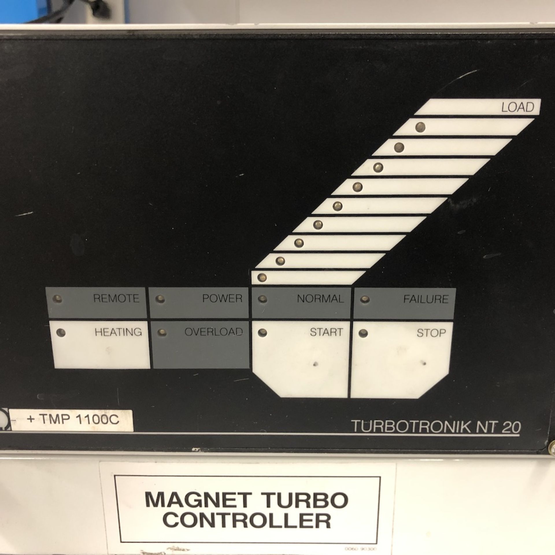 ONE UNIT: 2 ITEMS LEYBOLD TURBOTRONIK NT 20 TURBO PUMP CONTROLLER( ONE ON THE RIGHT POWERS ON ) - Image 5 of 14