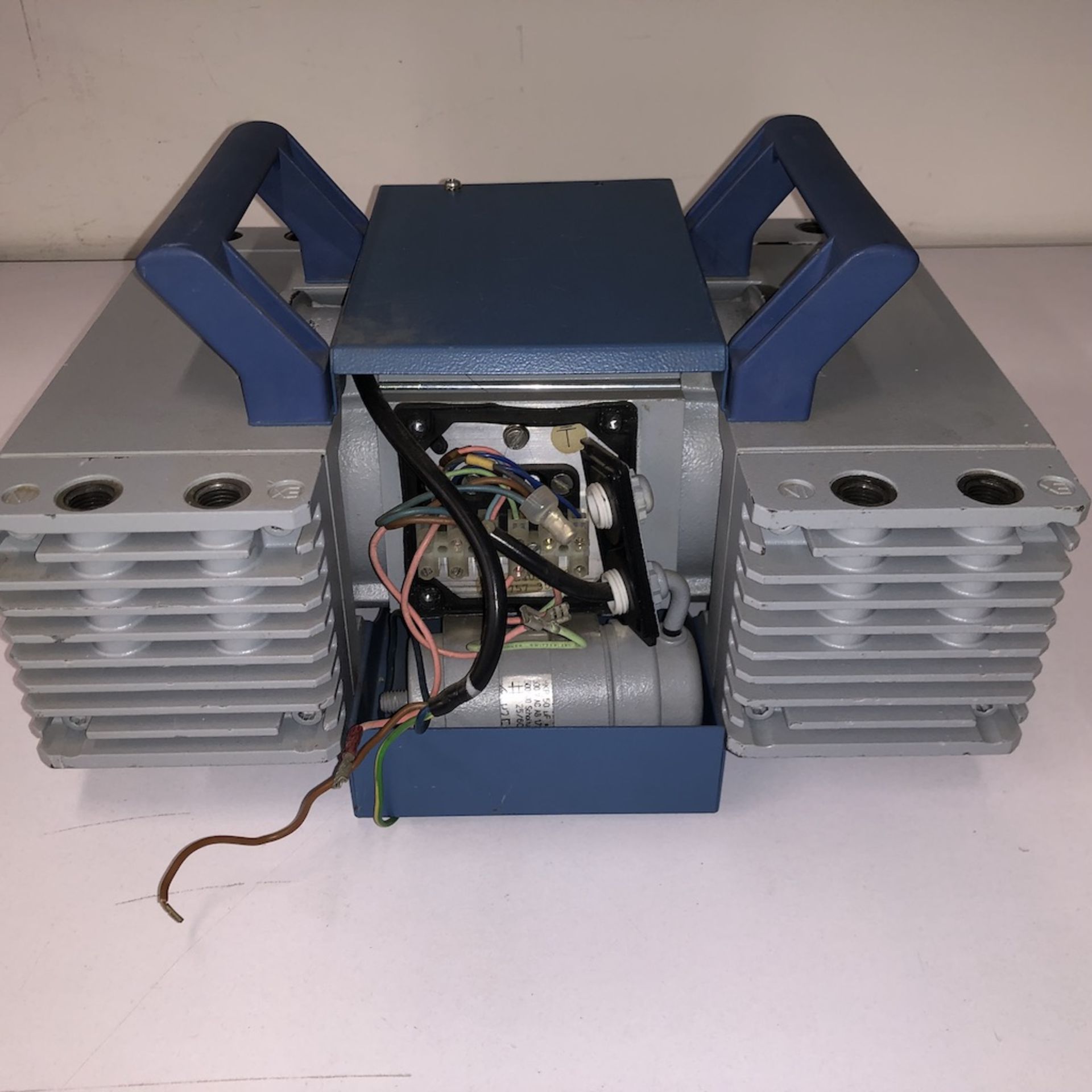 VACUUBRAND MD 4B RL DIAPHRAGM PUMP - Image 6 of 6