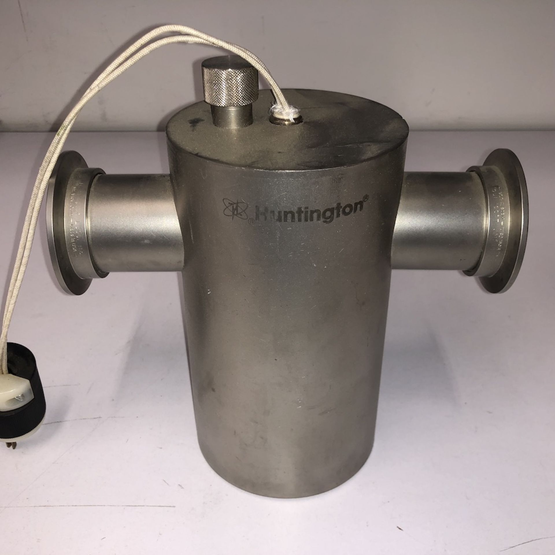 QTY OF 2 ITEMS: HUNTINGTON MECHANICAL LABORATORIES FT-203-SF MOLECULAR SIEVE TRAP, RIAL VACUUM - Image 4 of 11
