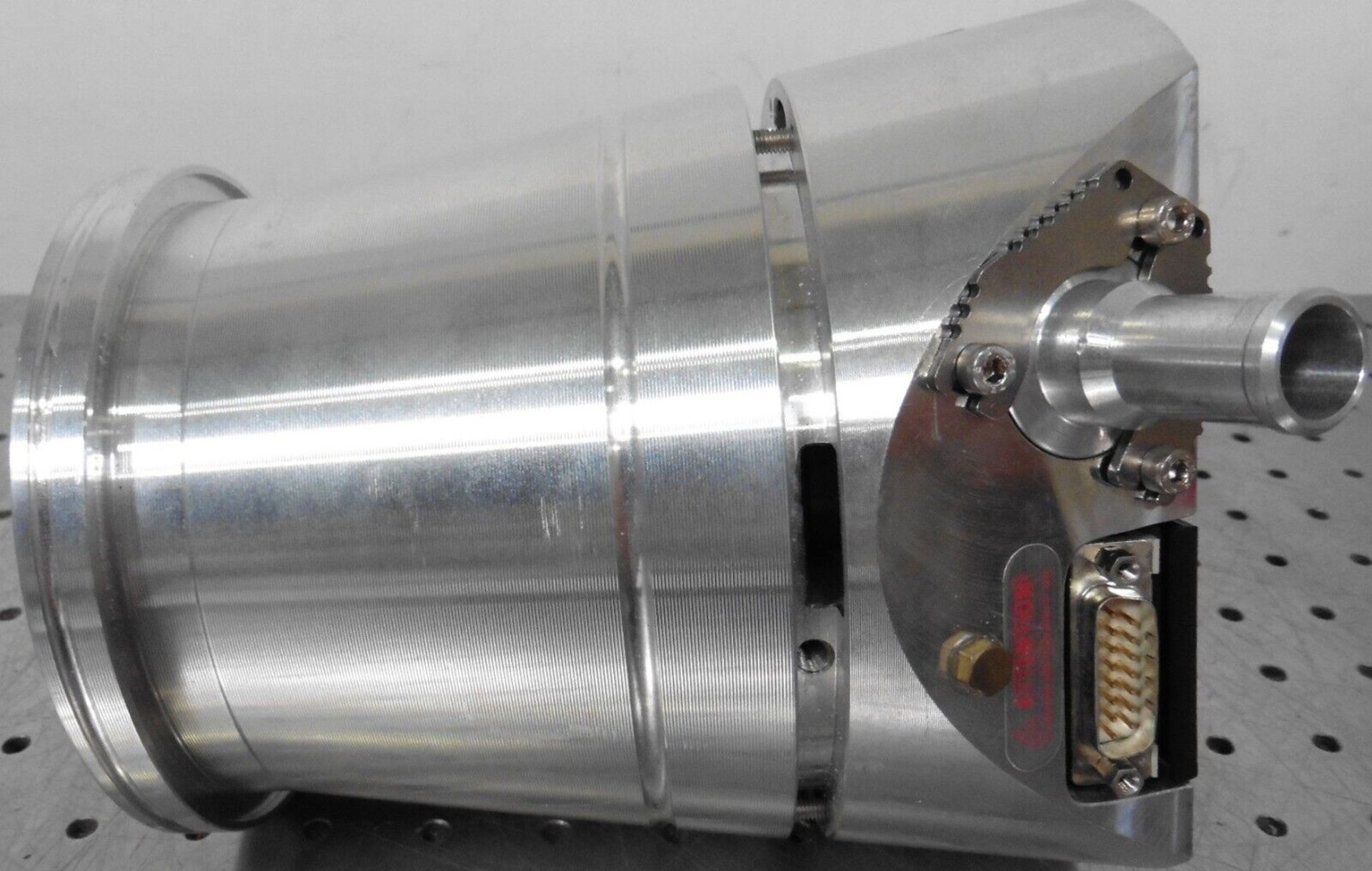 Leybold Vacuum TW 250 Turbomolecular Vacuum Pump - Gilroy - Image 4 of 6