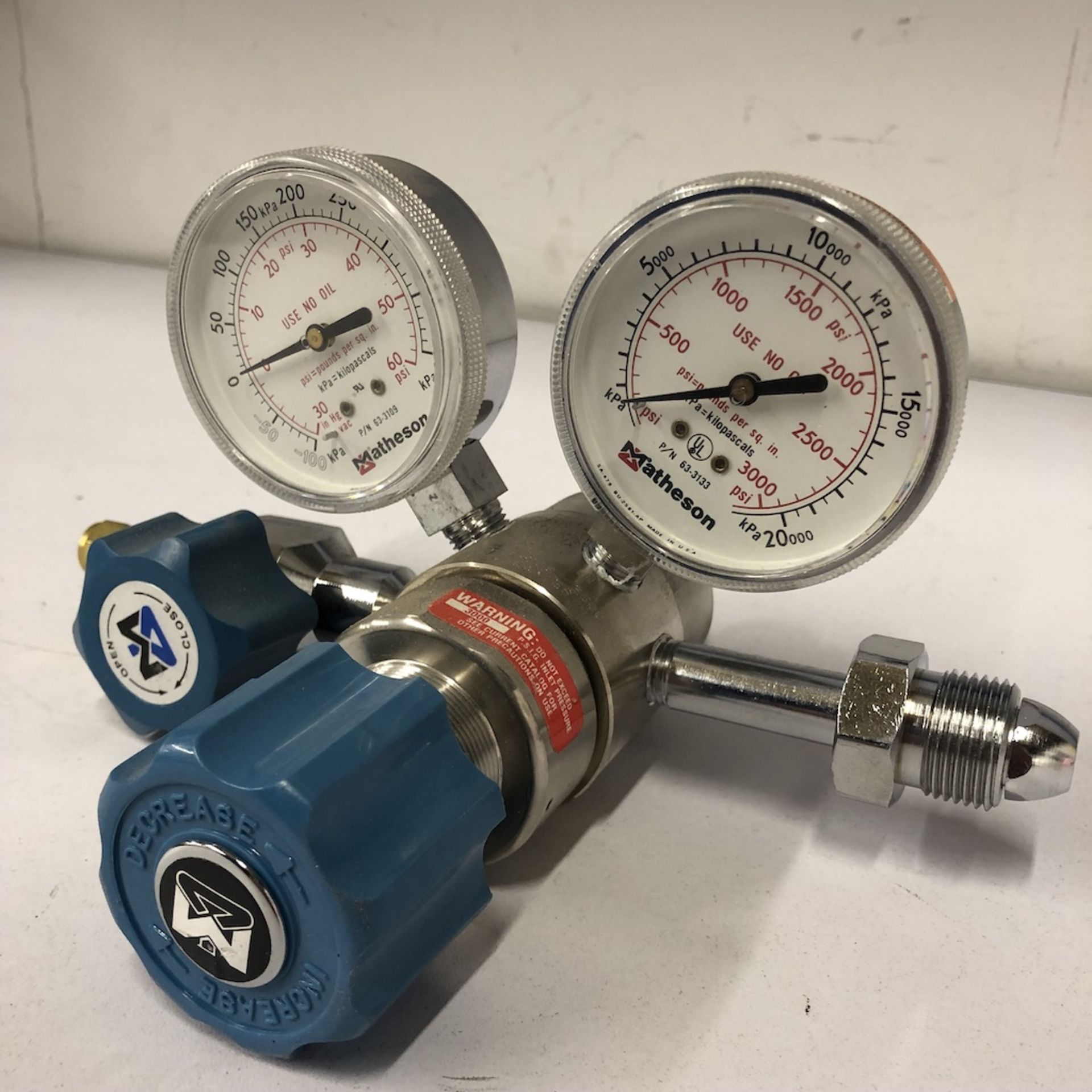 MATHESON 3121-580 MAX INLET PRESSURE REGULATOR Ê 1218 ALDERWOOD AVE. SUNNYVALE, CA. 94089 - Image 5 of 10