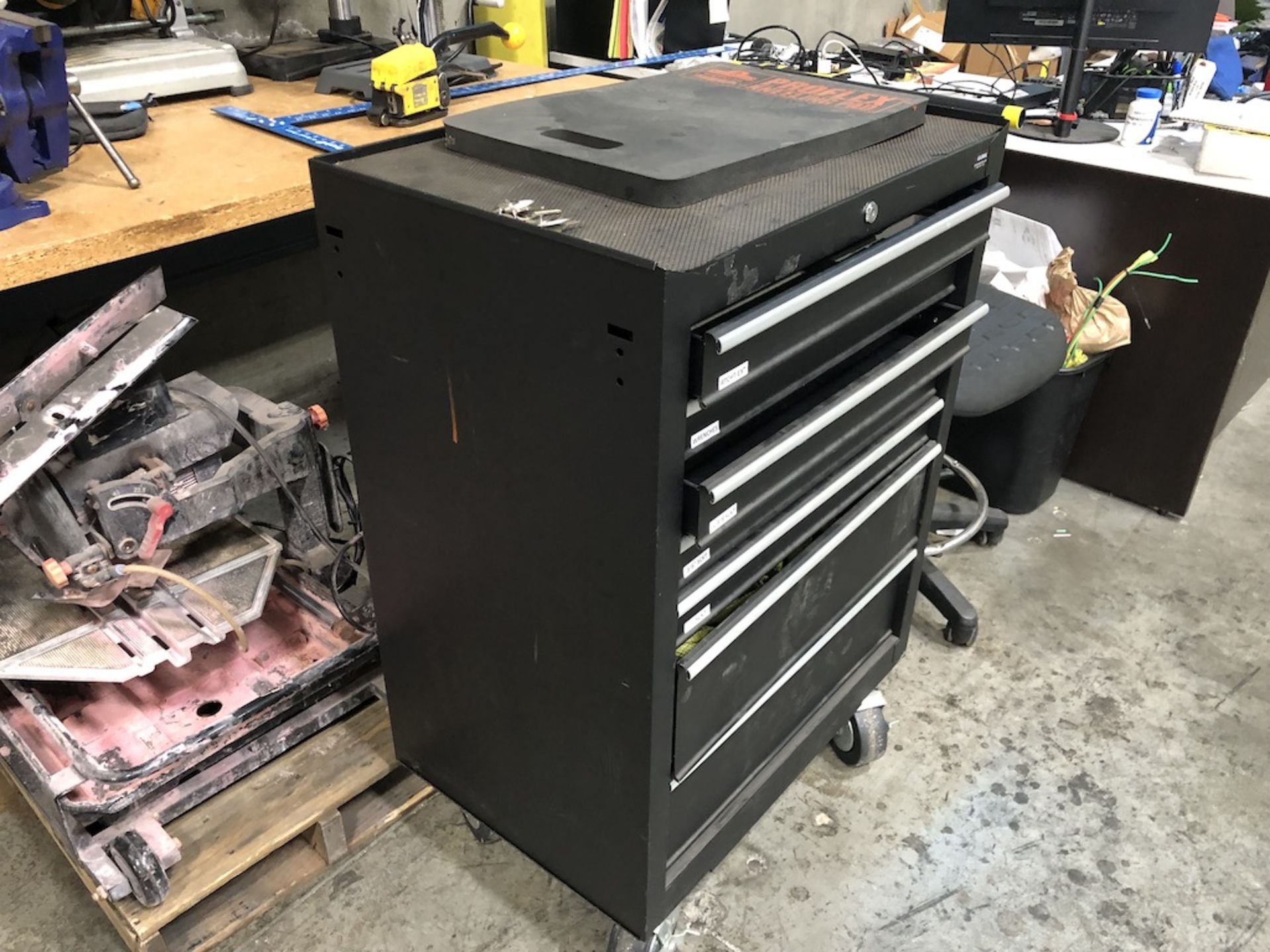 GLOBAL 7 DRAWER TOOL BOX CART 30IN L X 18IN W X 40IN H - Image 2 of 3