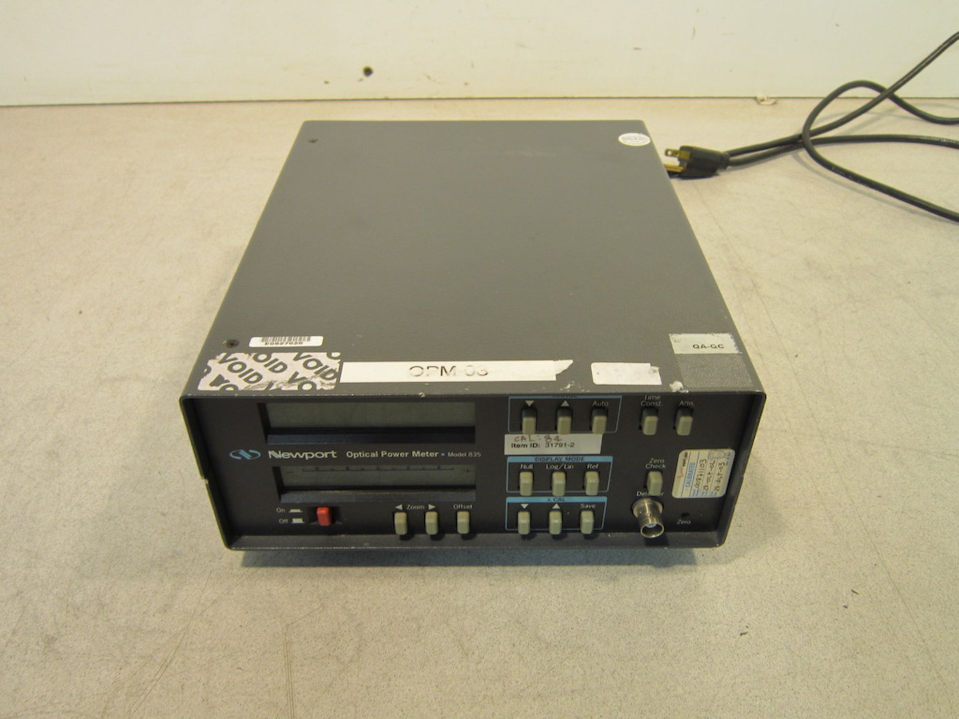 Newport Optical Power Meter 835 - Image 2 of 3
