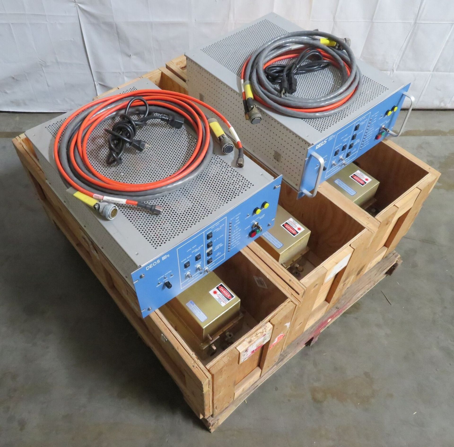 Lot 3 DEOS DeMaria ElectroOptics SPL100 CO2 Lasers (2) D1000 Controllers - Gilroy