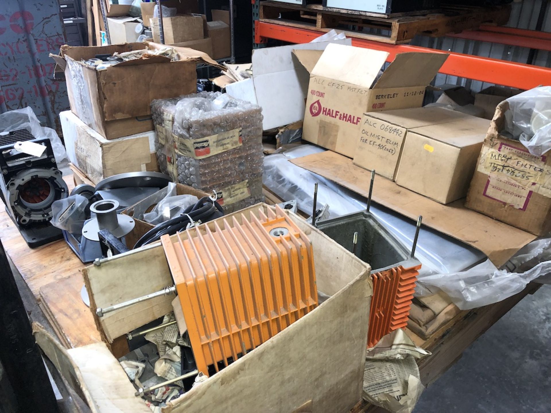 PALLET OF ALCATEL VACUUM PARTS - Image 12 of 14