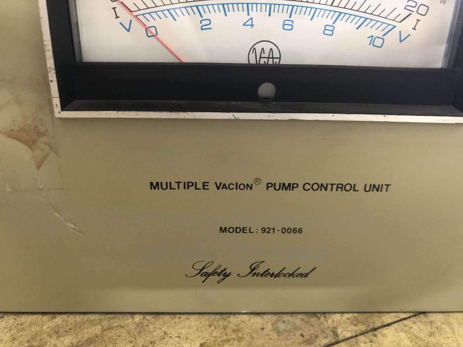 VARIAN 921-0066 MULITPLE VAC ION PUMP CONTROL UNIT 81605 - Image 4 of 9