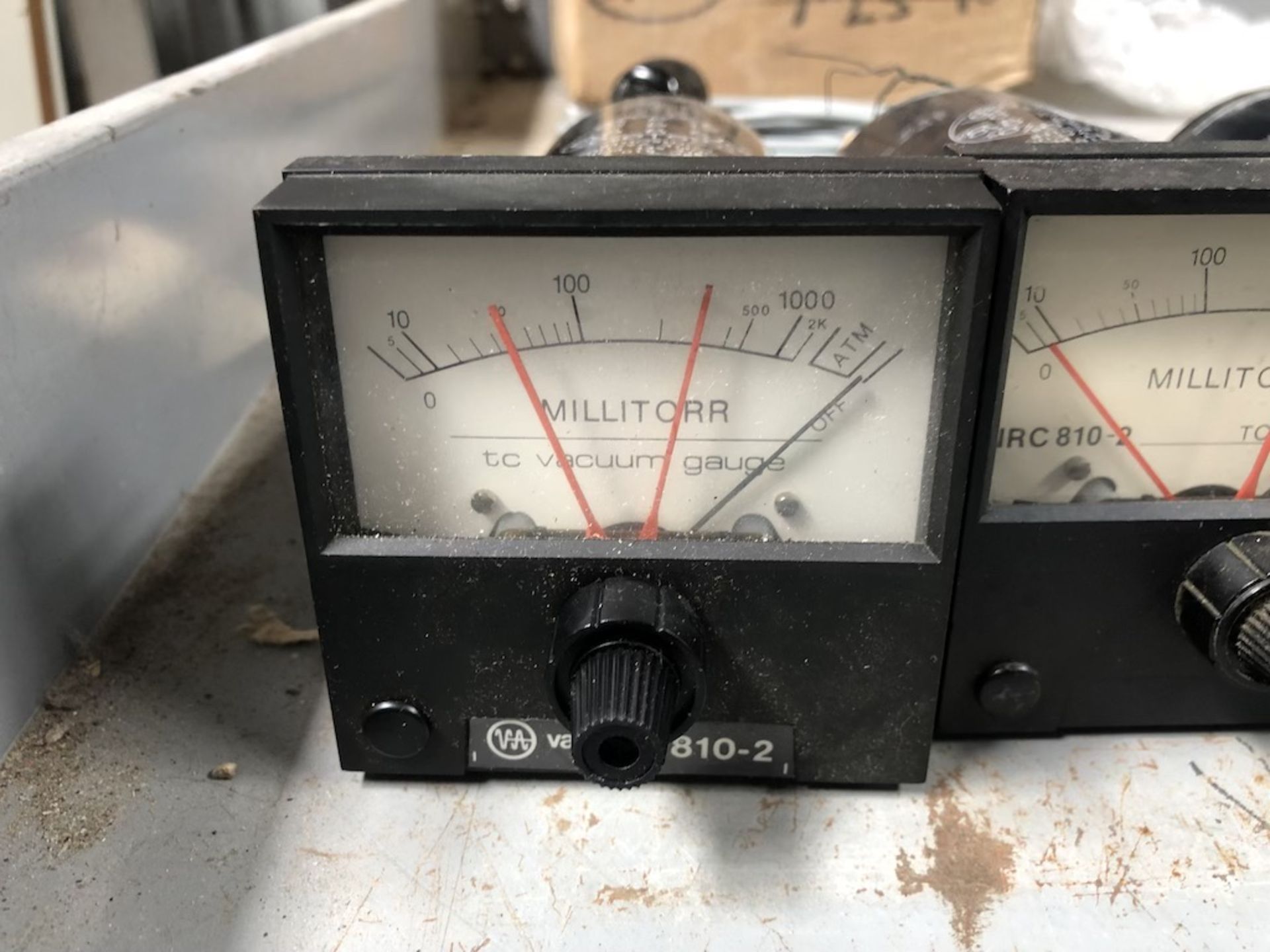 QTY OF 6 ITEMS: VARIAN 810-2 DOUBLE SETPOINT THERMOCOUPLE VACUUM GAUGE CONTROLLER - Image 2 of 22