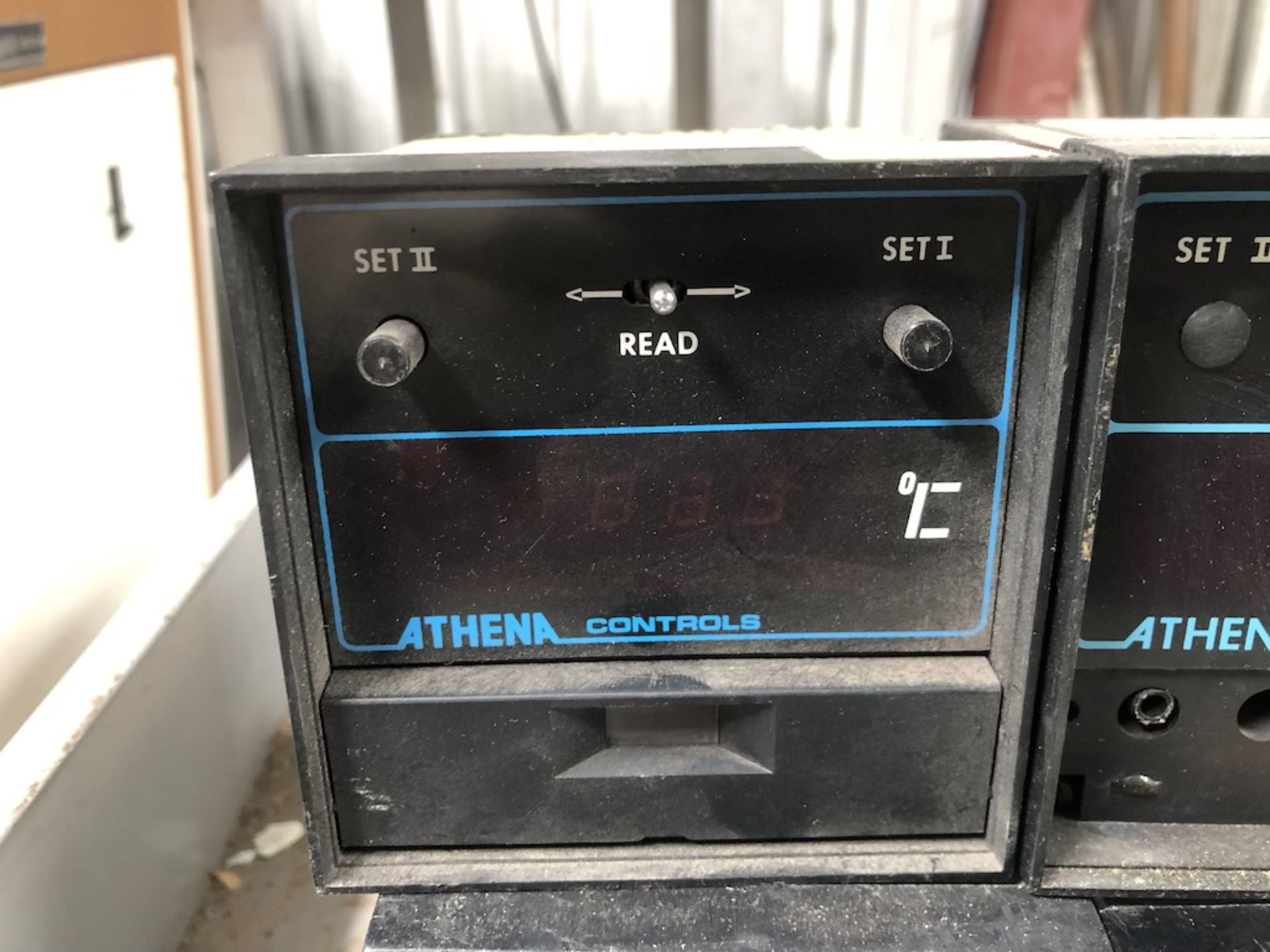 QTY OF 10 ITEMS: ATHENA CONTROLS 4000 TE TEMPERATURE CONTROLLER; ATHENA CONTROLS 4000 TEMPERATURE - Image 4 of 24