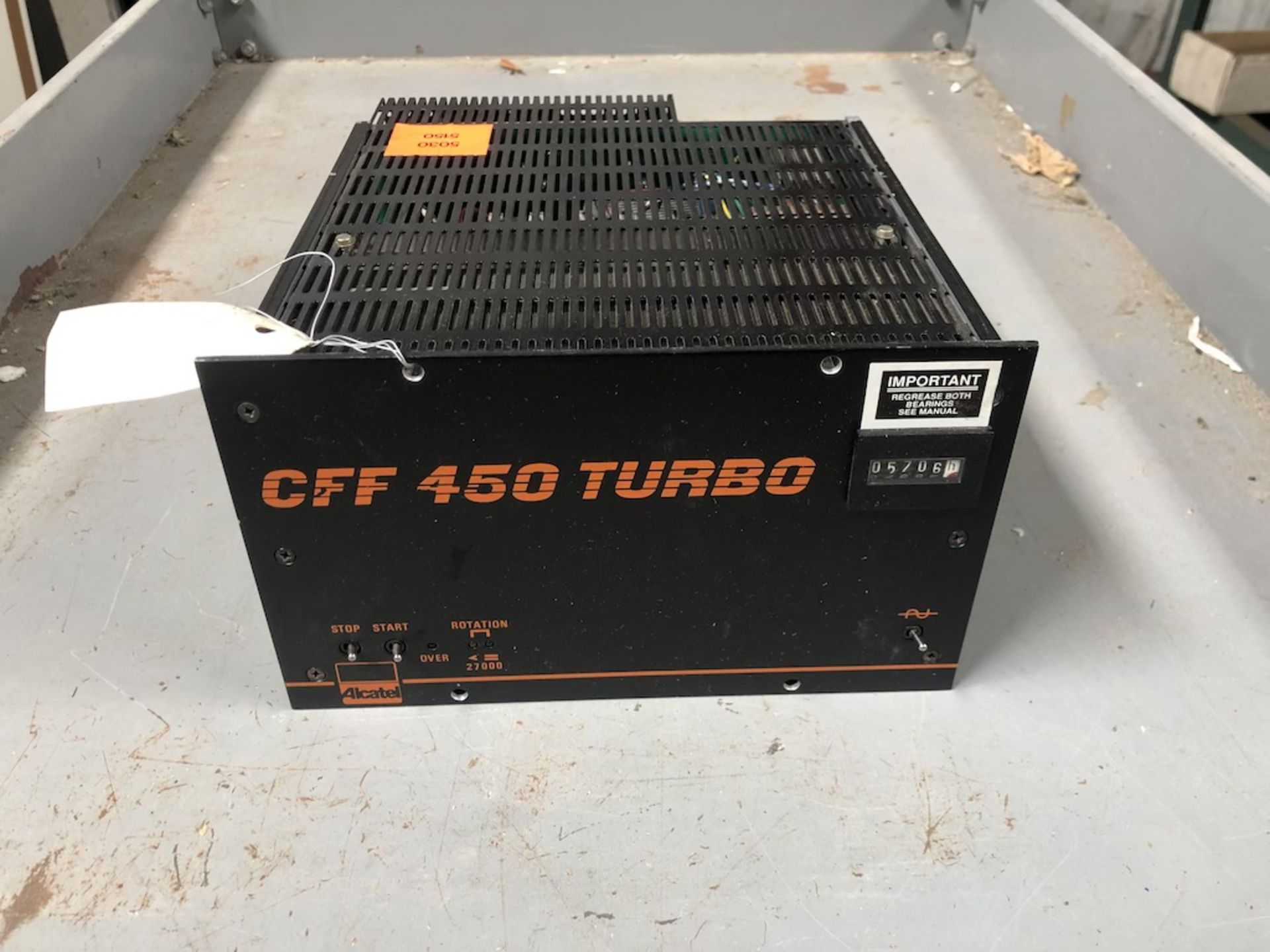 ALCATEL CFF 450 TURBO TURBO MOLECULAR PUMP CONTROLLER 5861