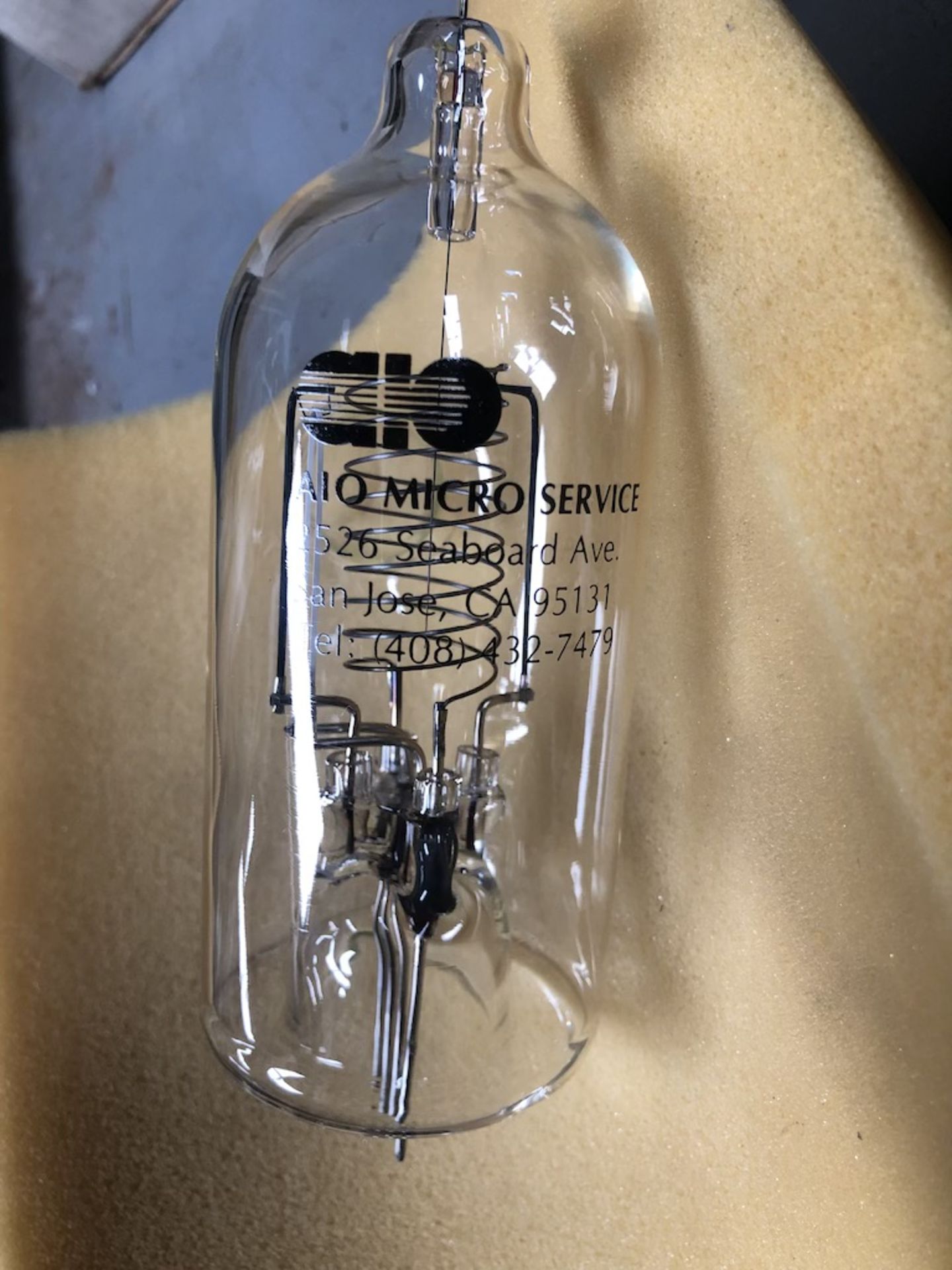 QTY OF 2 ITEMS: SIEMENS RS 1007 VACUUM TUBE; AIO MICRO SERVICE VACUUM TUBE - Image 2 of 6